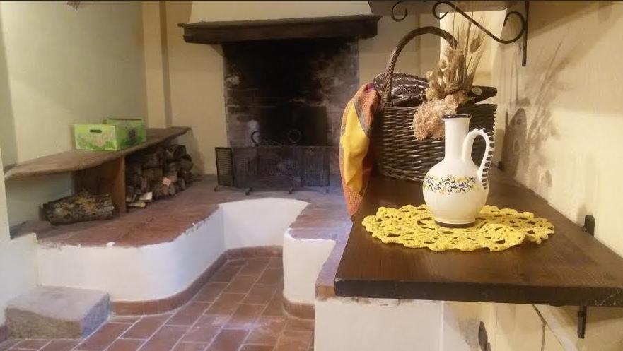 Agriturismo Il Mulino Delle Pile คิวส์ดีโน ภายนอก รูปภาพ