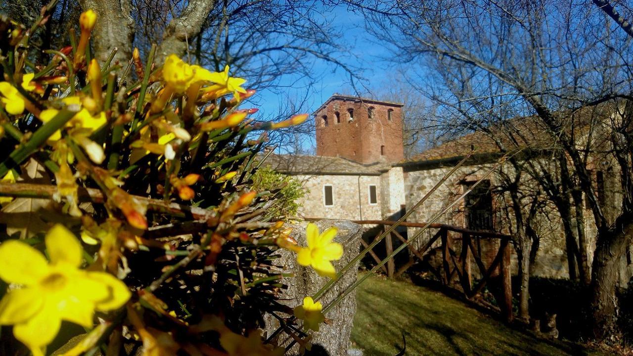 Agriturismo Il Mulino Delle Pile คิวส์ดีโน ภายนอก รูปภาพ