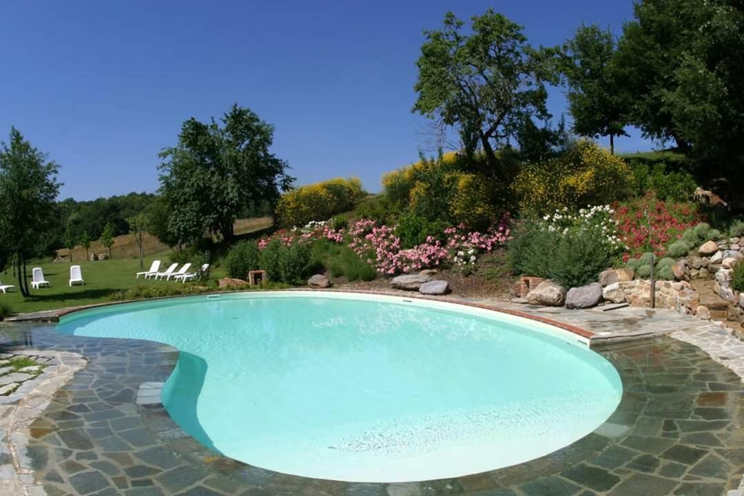 Agriturismo Il Mulino Delle Pile คิวส์ดีโน ภายนอก รูปภาพ
